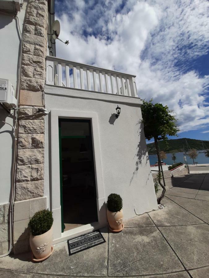 Apartments La Mare Primošten Exterior foto